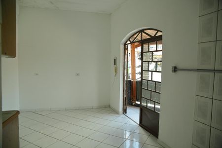 Casa para alugar com 90m², 2 quartos e 1 vagaCozinha 