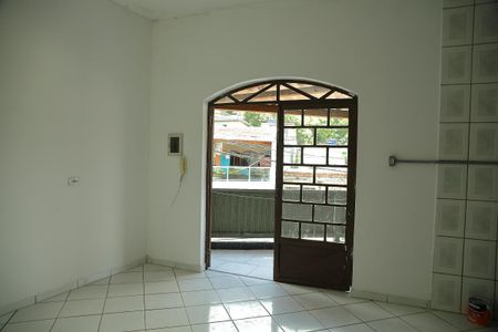 Casa para alugar com 90m², 2 quartos e 1 vagaCozinha 