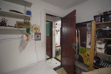 Quarto 2 de apartamento para alugar com 2 quartos, 53m² em Neves, São Gonçalo