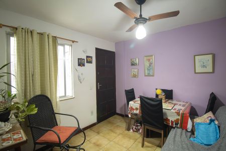 Sala de apartamento para alugar com 2 quartos, 53m² em Neves, São Gonçalo