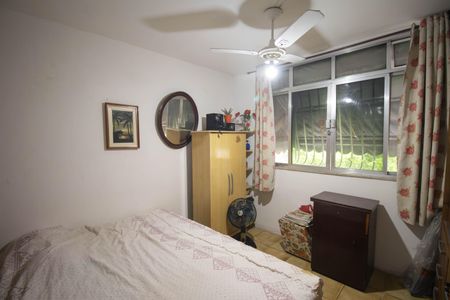 Quarto 1 de apartamento para alugar com 2 quartos, 53m² em Neves, São Gonçalo