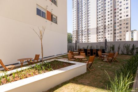Apartamento para alugar com 34m², 2 quartos e sem vaga Apartamento para alugar com 34m², 2 quartos e sem vagaÁrea de Descanso