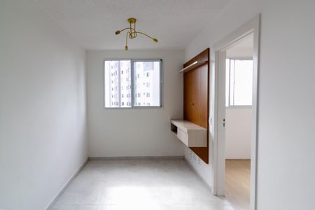 Sala de apartamento para alugar com 2 quartos, 34m² em Usina Piratininga, São Paulo