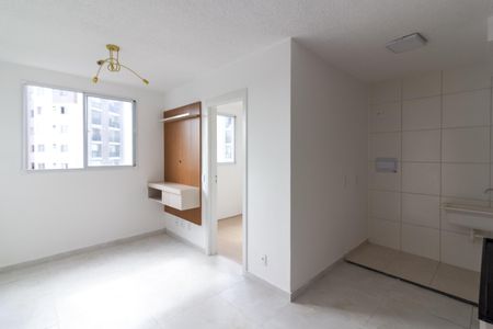 Sala de apartamento para alugar com 2 quartos, 34m² em Usina Piratininga, São Paulo