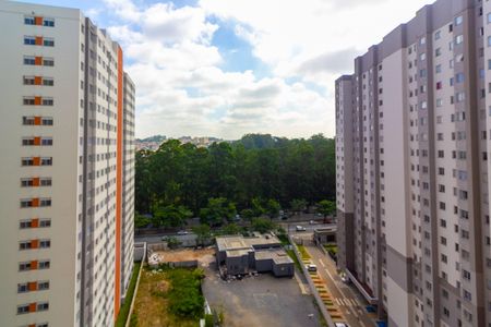 Vista Sala de apartamento para alugar com 2 quartos, 34m² em Usina Piratininga, São Paulo