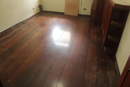 Casa para alugar com 250m², 3 quartos e 5 vagasQuarto 2