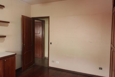 Casa para alugar com 250m², 3 quartos e 5 vagasSuíte 2