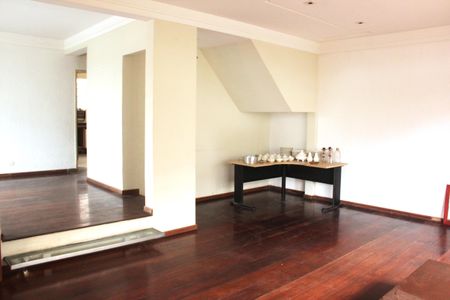 Sala de Estar e Jantar de casa para alugar com 3 quartos, 250m² em Ponta da Praia, Santos