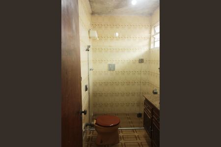 Casa para alugar com 250m², 3 quartos e 5 vagasBanheiro da Suíte 2