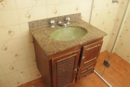 Casa para alugar com 250m², 3 quartos e 5 vagasBanheiro da Suíte 1