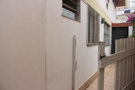 Casa para alugar com 250m², 3 quartos e 5 vagasQuintal
