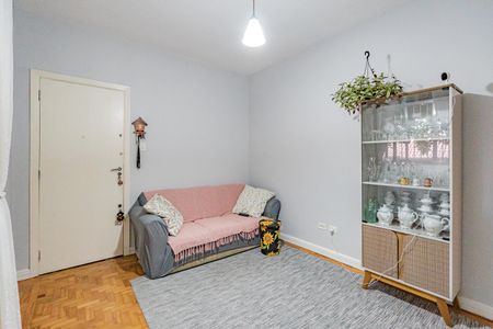 Apartamento à venda com 70m², 2 quartos e 1 vaga Apartamento à venda com 70m², 2 quartos e 1 vagaSala