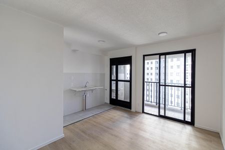 Sala e Cozinha de apartamento para alugar com 2 quartos, 42m² em Cidade Antônio Estêvão de Carvalho, São Paulo