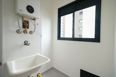 Apartamento para alugar com 42m², 2 quartos e 1 vagaÁrea de Serviço