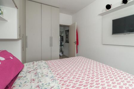 Casa à venda com 84m², 2 quartos e 2 vagasQuarto