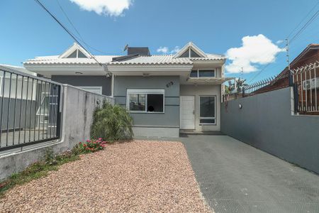 Casa à venda com 84m², 2 quartos e 2 vagasFachada