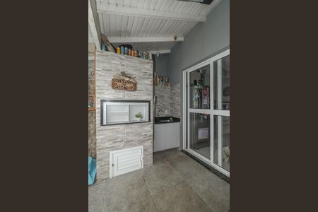 Casa à venda com 84m², 2 quartos e 2 vagasChurrasqueira