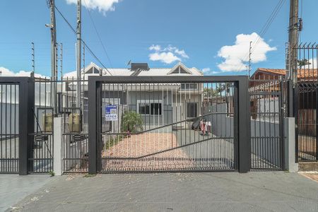 Casa à venda com 84m², 2 quartos e 2 vagasFachada