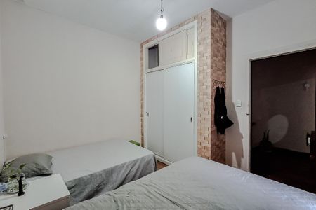 Quarto 1 de casa para alugar com 3 quartos, 180m² em Vl Afonso, São Paulo