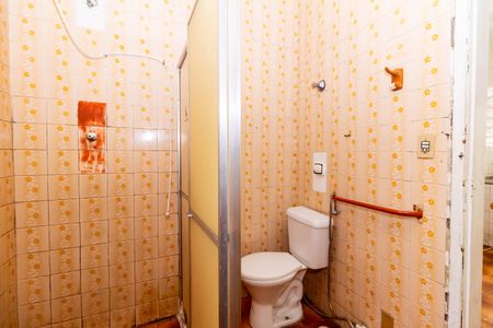 Casa para alugar com 90m², 2 quartos e 1 vaga Casa para alugar com 90m², 2 quartos e 1 vagaBanheiro Social