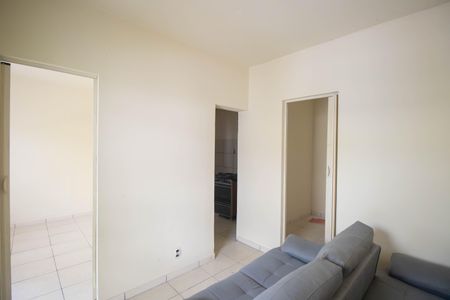 Sala de casa para alugar com 2 quartos, 50m² em Covanca, São Gonçalo