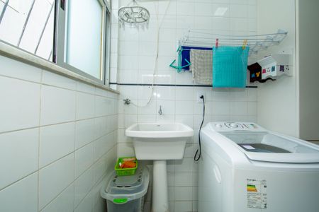 Apartamento à venda com 100m², 3 quartos e 1 vaga Apartamento à venda com 100m², 3 quartos e 1 vagaAREA DE SERVICO