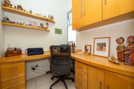 Apartamento à venda com 100m², 3 quartos e 1 vaga Apartamento à venda com 100m², 3 quartos e 1 vagaESCRITORIO