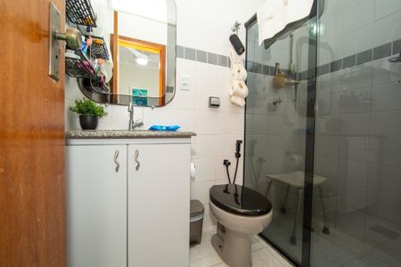 Apartamento à venda com 100m², 3 quartos e 1 vaga Apartamento à venda com 100m², 3 quartos e 1 vagaBANHEIRO1