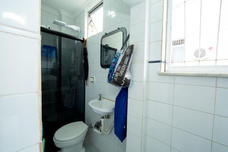 Apartamento à venda com 100m², 3 quartos e 1 vaga Apartamento à venda com 100m², 3 quartos e 1 vagaBANHEIRO DE EMPREGADA