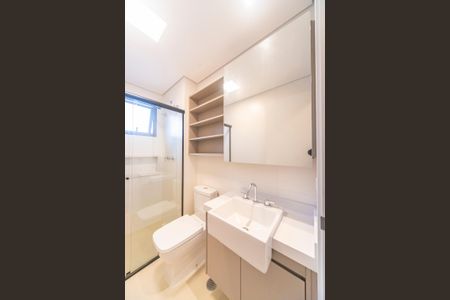 Apartamento para alugar com 117m², 3 quartos e 3 vagasBanheiro do Quarto 2 