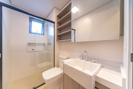Apartamento para alugar com 117m², 3 quartos e 3 vagasBanheiro do Quarto 2 