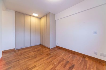 Apartamento para alugar com 117m², 3 quartos e 3 vagasQuarto 3