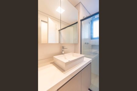 Apartamento para alugar com 117m², 3 quartos e 3 vagasBanheiro do Quarto 3