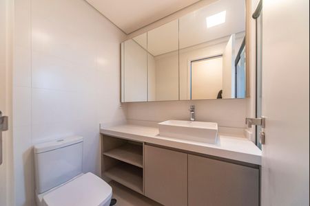 Apartamento para alugar com 117m², 3 quartos e 3 vagasBanheiro do Quarto 3