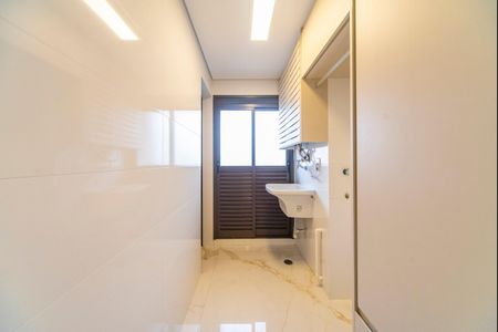 Apartamento para alugar com 117m², 3 quartos e 3 vagasÁrea de Serviço