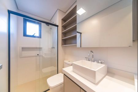 Apartamento para alugar com 117m², 3 quartos e 3 vagasBanheiro do Quarto 1