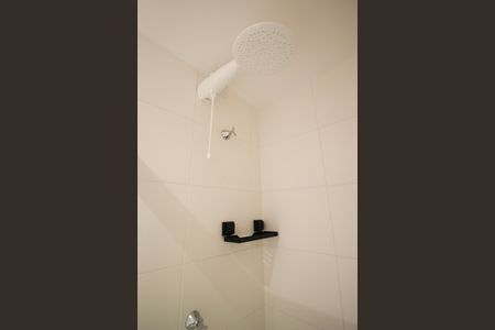 Banheiro de kitnet/studio para alugar com 1 quarto, 27m² em Vila Olímpia, São Paulo