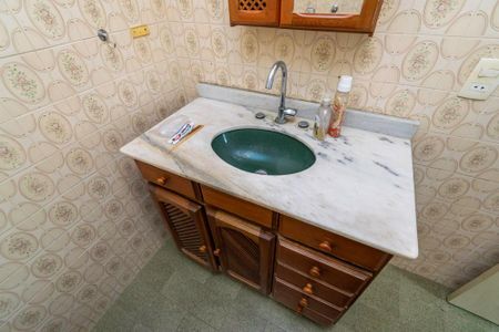 Apartamento à venda com 102m², 3 quartos e 1 vagaBanheiro Social