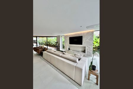 Casa de Condomínio à venda com 4 quartos, 500m² em Alphaville Residencial Um, Barueri