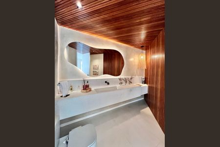 Casa de condomínio à venda com 500m², 4 quartos e 3 vagas