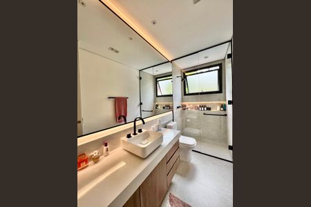 Casa de condomínio à venda com 500m², 4 quartos e 3 vagas