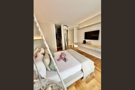 Casa de condomínio à venda com 500m², 4 quartos e 3 vagas