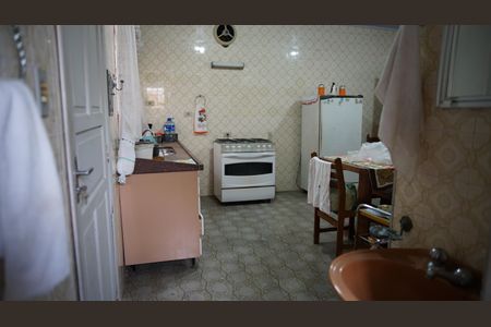 Casa à venda com 300m², 3 quartos e 6 vagasCozinha