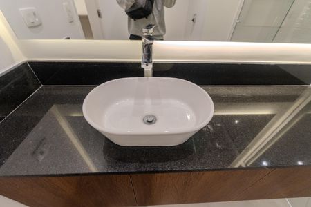 Apartamento à venda com 108m², 2 quartos e 1 vagaBanheiro da Suíte 1