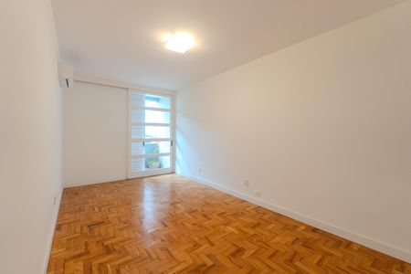Apartamento à venda com 108m², 2 quartos e 1 vagaSuíte 1