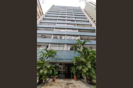 Apartamento à venda com 108m², 2 quartos e 1 vagaFachada