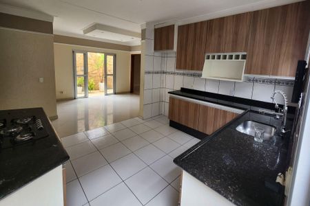 Casa para alugar com 225m², 3 quartos e 5 vagasCozinha