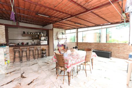 Apartamento para alugar com 130m², 3 quartos e 2 vagas