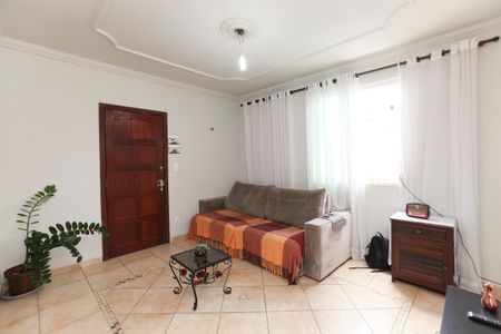 Apartamento para alugar com 3 quartos, 130m² em Teixeira Dias (barreiro), Belo Horizonte