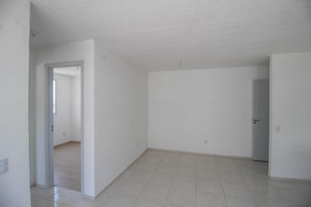 Sala de apartamento para alugar com 2 quartos, 42m² em Jardim Alvorada, Nova Iguaçu